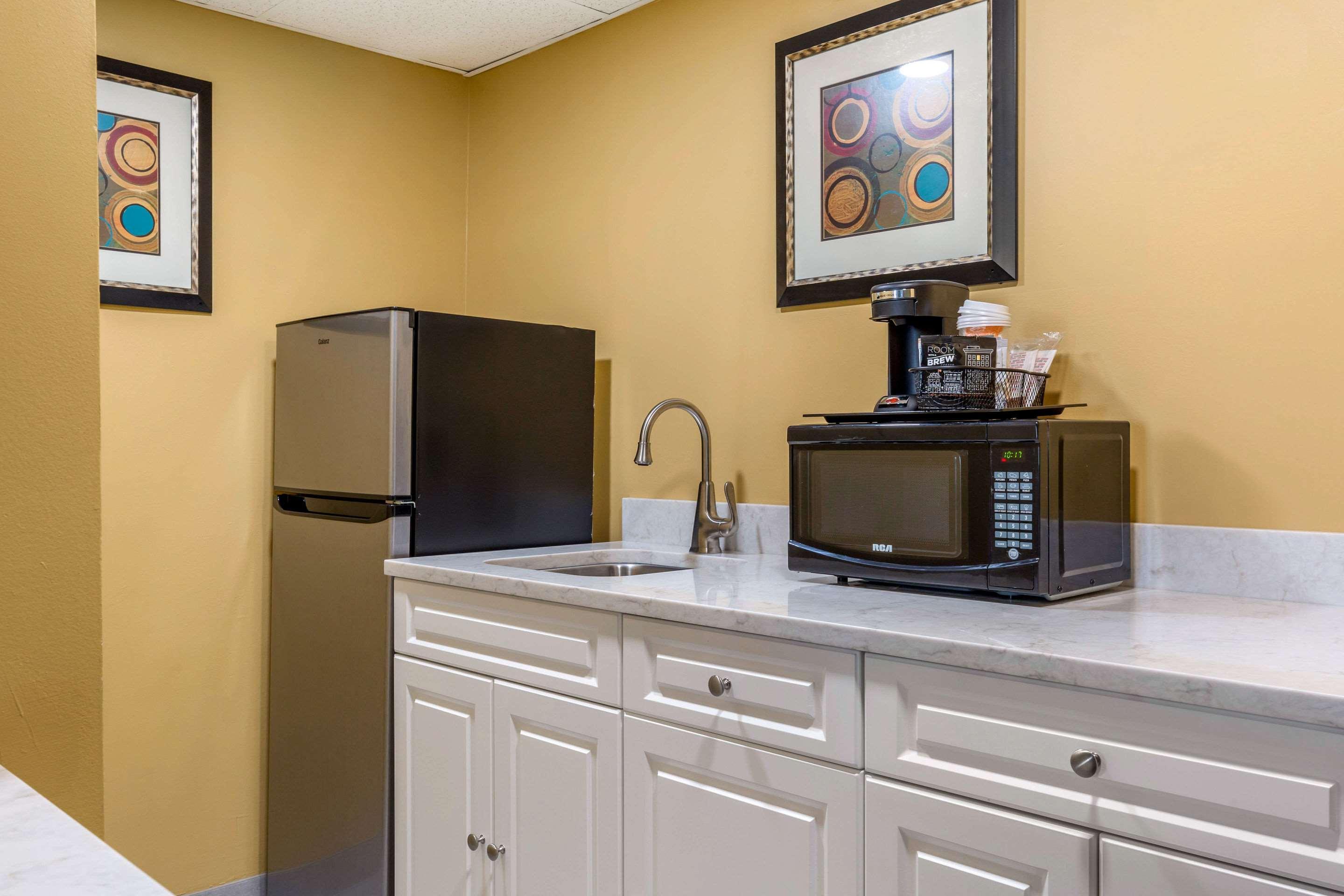 Quality Inn Old Saybrook - Westbrook Buitenkant foto